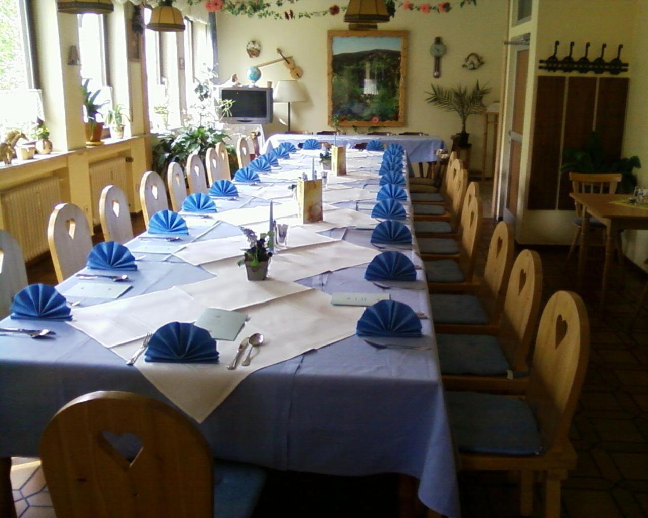 Hotel-Restaurant Hellmann Hostel Schwarzenbruck