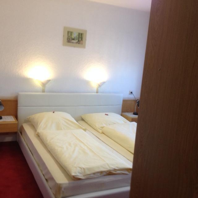 Hostel Hotel-Restaurant Hellmann Schwarzenbruck